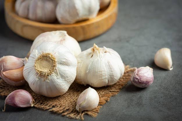 Health Benefits of Raw Garlic