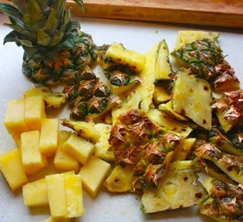 Health Benefits of pineapple back