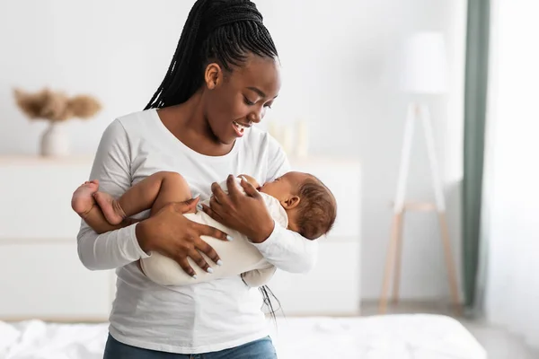 Health Tips For Breastfeeding Mothers