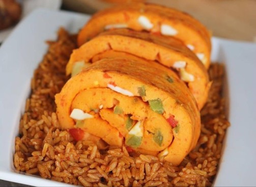 Jollof rice and moin moin healthy Nigerian food combinations 